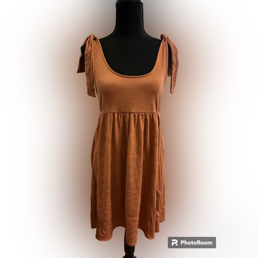 Wild Fable dress, like new, shoulder ties/adjustable, Blush Brown, Size Medium
